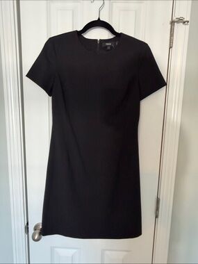 Theory Black Short Sleeve Shift Dress
